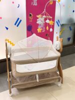 2 in 1 Swing Bassinett - Image 3